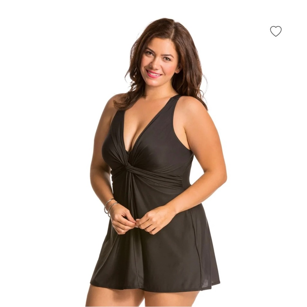 New Womens MiracleSuit swim suit